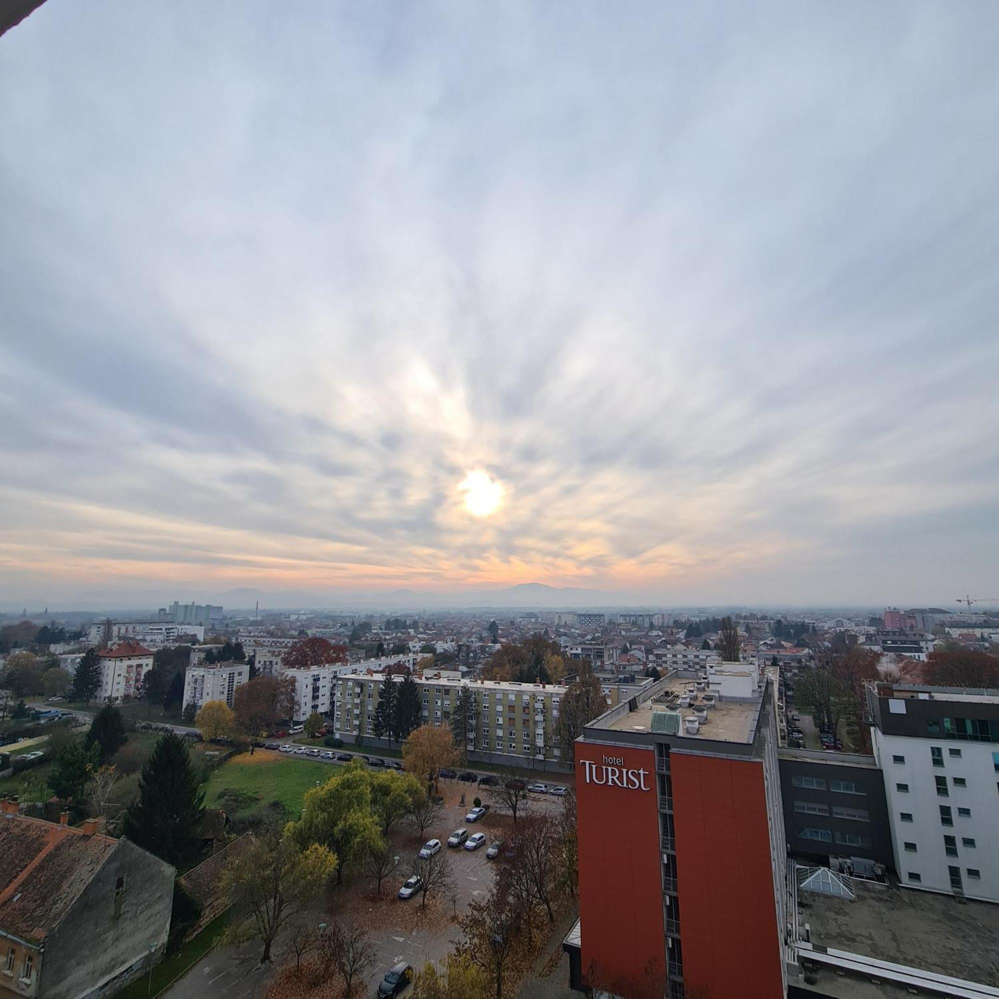 Apartment Sky